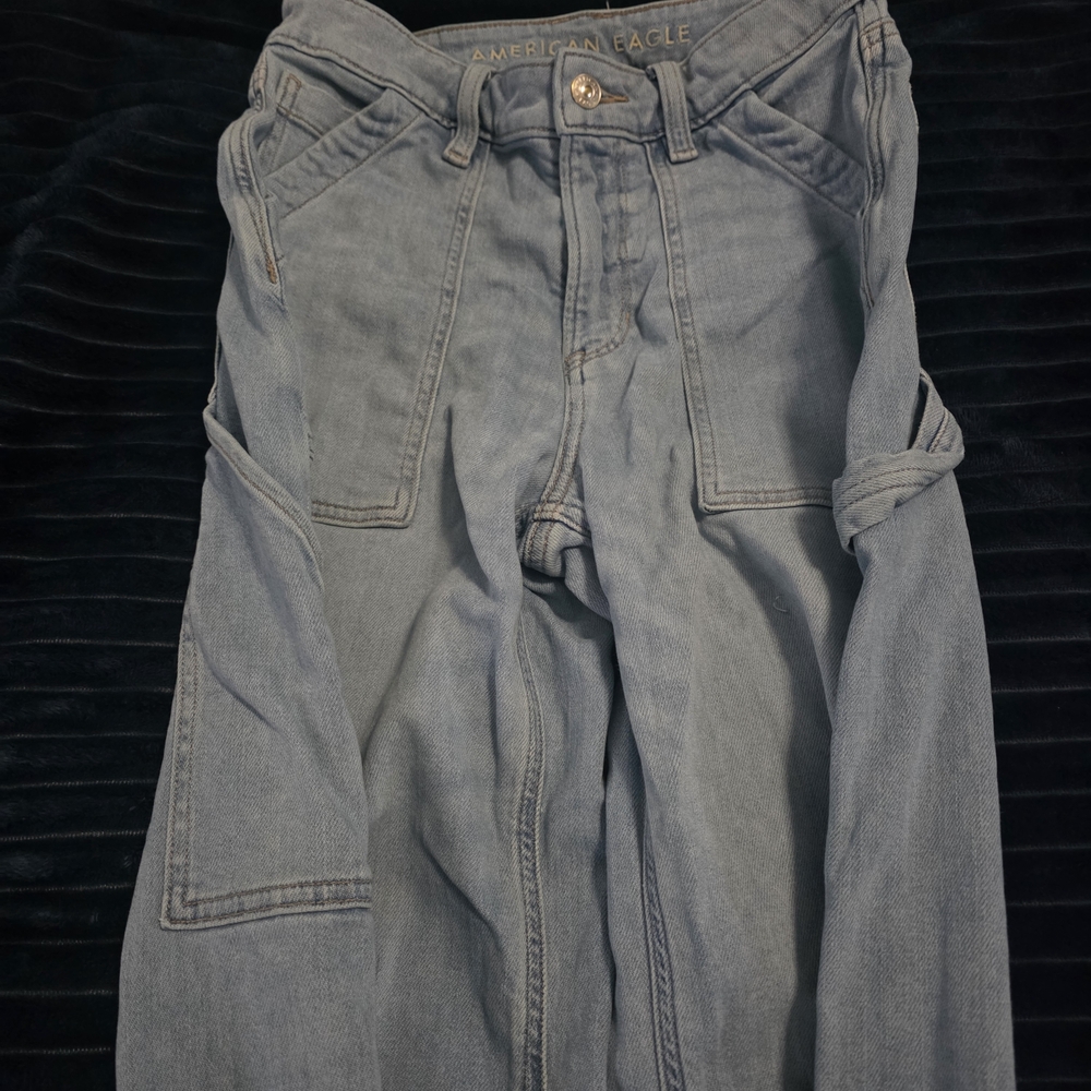 American Eagle Cargo Jeans - Picture 4 of 6